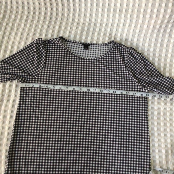 Ann Taylor Black and White Checkered Print Blouse &Button Cuffed Sleeves PM - Picture 4 of 8